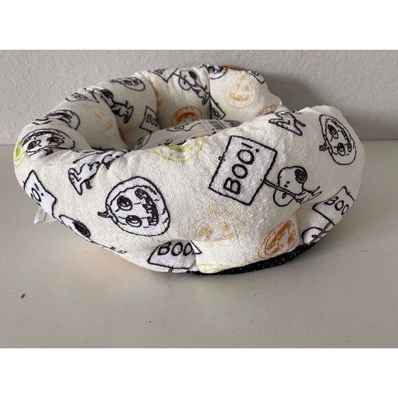 Peanuts Snoopy Small Dog Pet Cozy Cuddler Bed Halloween BOO Pumpkin 19 X 15 X 7” - Picture 13 of 16